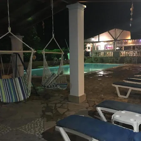 Appartement Majestic In With Shared Pool